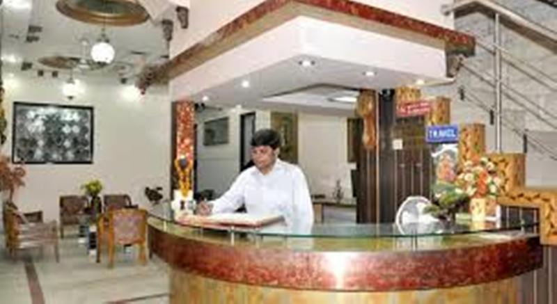 Oyo 3472 Hotel Rama Inn Nuova Delhi Esterno foto