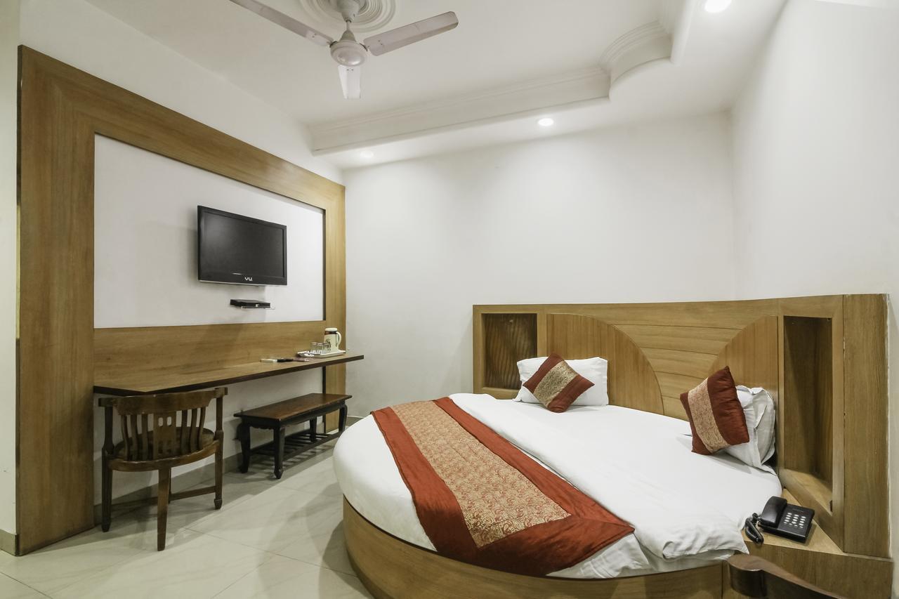 Oyo 3472 Hotel Rama Inn Nuova Delhi Esterno foto