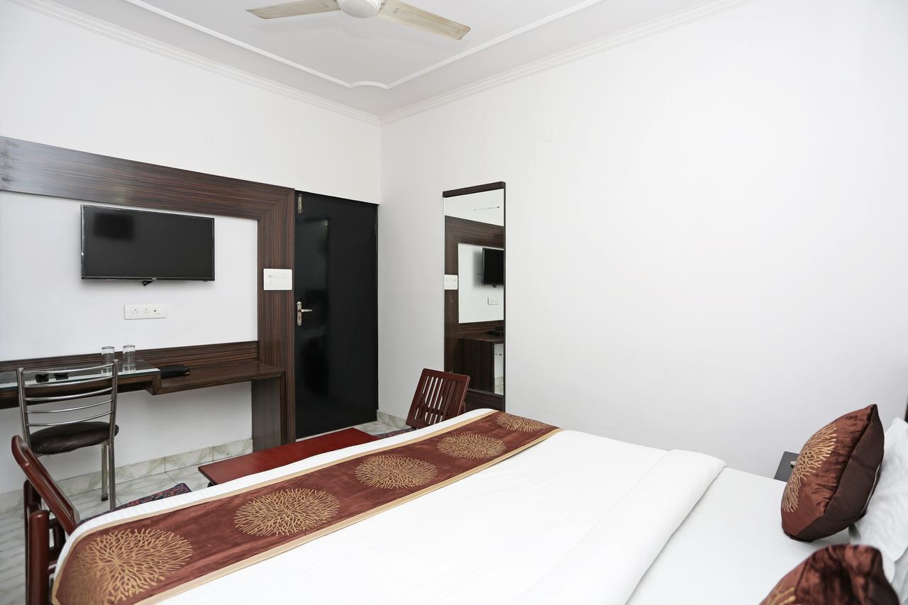 Oyo 3472 Hotel Rama Inn Nuova Delhi Esterno foto